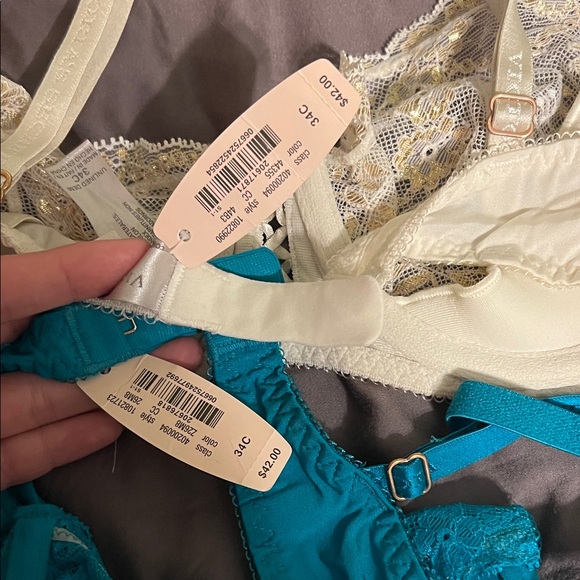 Victoria's Secret Cream and Blue Lace Bras - Picture 6 of 6